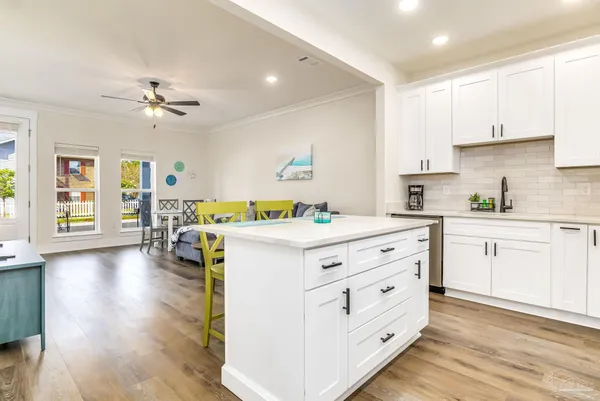 $2,850 | 520 North De Villiers Street, Unit B, Pensacola, FL 32501