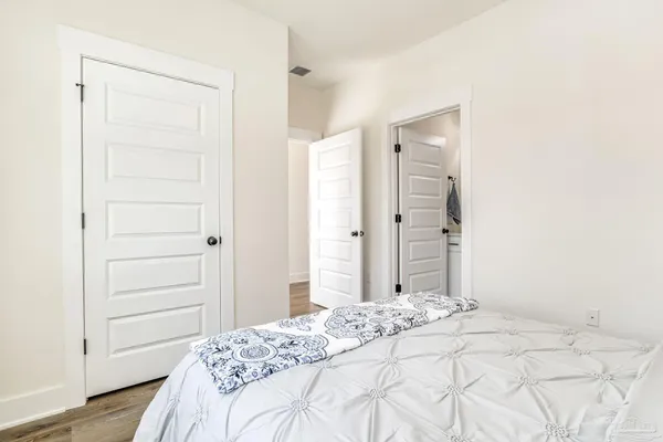 $2,850 | 520 North De Villiers Street, Unit B, Pensacola, FL 32501