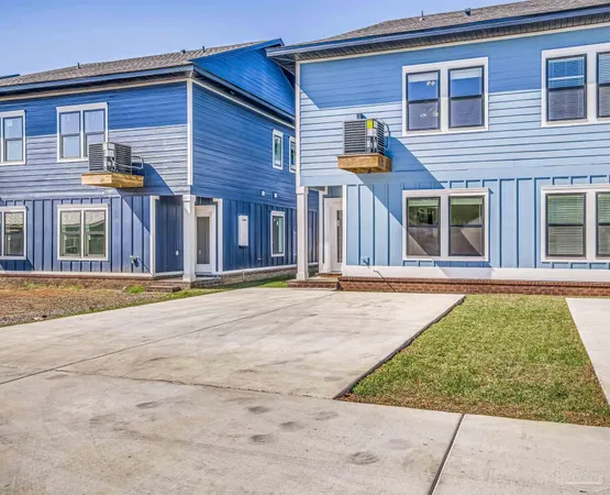 $2,850 | 520 North De Villiers Street, Unit B, Pensacola, FL 32501