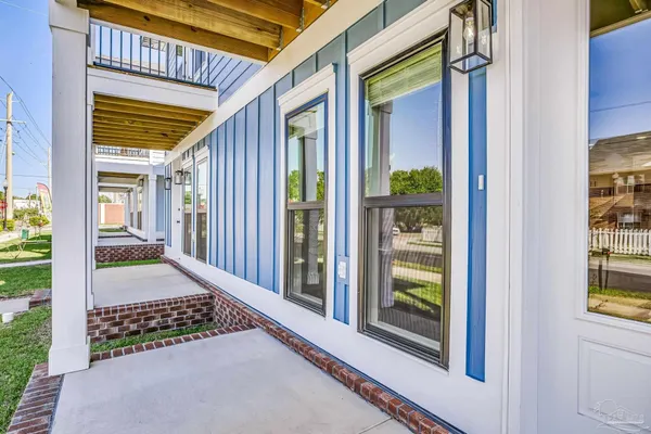 $2,850 | 520 North De Villiers Street, Unit B, Pensacola, FL 32501