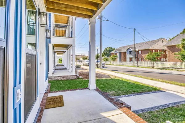 $2,850 | 520 North De Villiers Street, Unit B, Pensacola, FL 32501