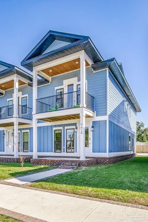 $2,850 | 520 North De Villiers Street, Unit B, Pensacola, FL 32501