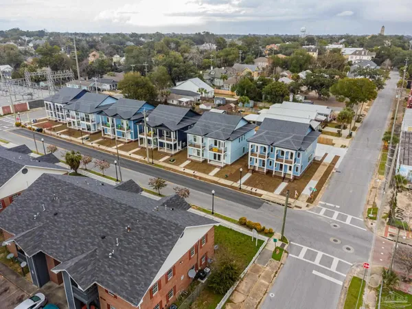 $2,850 | 520 North De Villiers Street, Unit B, Pensacola, FL 32501