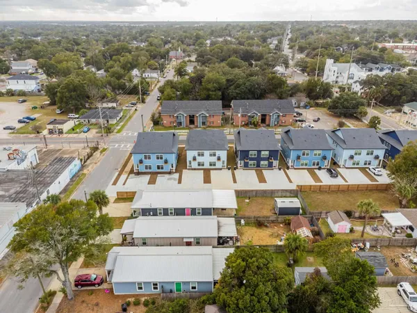 $2,850 | 520 North De Villiers Street, Unit B, Pensacola, FL 32501