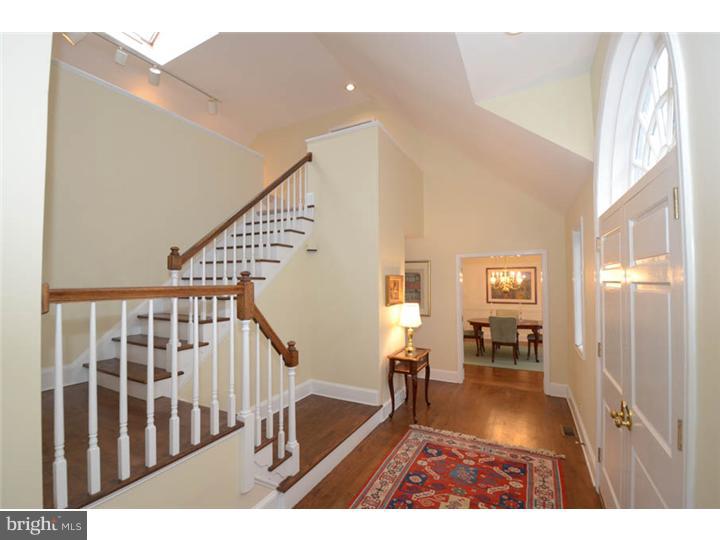 15 Villanova Road Villanova, PA 19085 - Photo 2 of 25 Gallery Image 2