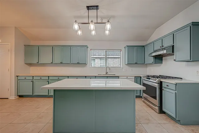 $2,400 | 1922 Bevington Oaks Circle, Katy, TX 77450