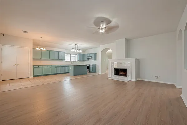 $2,400 | 1922 Bevington Oaks Circle, Katy, TX 77450