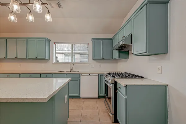 $2,400 | 1922 Bevington Oaks Circle, Katy, TX 77450