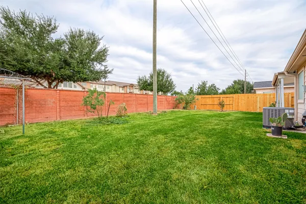 $2,400 | 1922 Bevington Oaks Circle, Katy, TX 77450