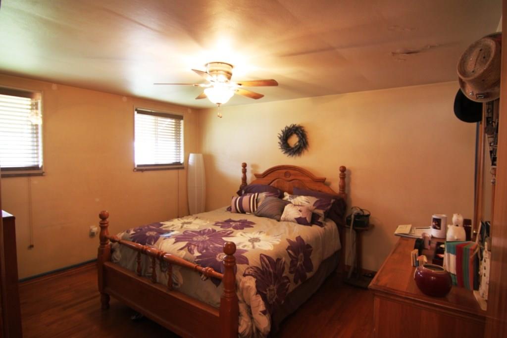 75 McKinnie Avenue McKees Rocks, PA 15136 - Photo 12 of 19 12) Main Floor: Master bedroom.