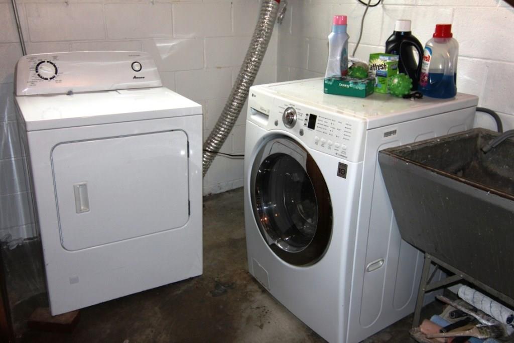 75 McKinnie Avenue McKees Rocks, PA 15136 - Photo 15 of 19 15) Basement: Laundry area with washer and dryer (included).