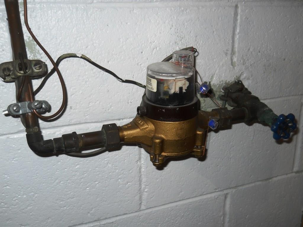 75 McKinnie Avenue McKees Rocks, PA 15136 - Photo 19 of 19 19) Basement: Public water meter with remote reading system.