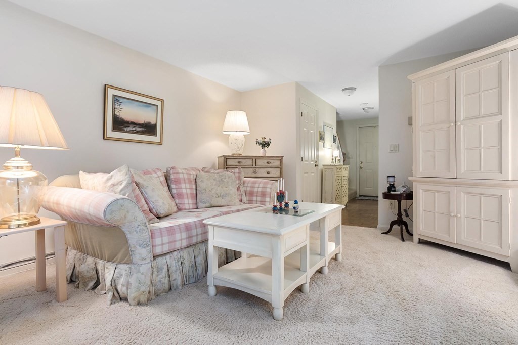 44 Village Post Road, Unit 44 Danvers, MA 01923 - Photo 11 of 39 Gallery Image 11