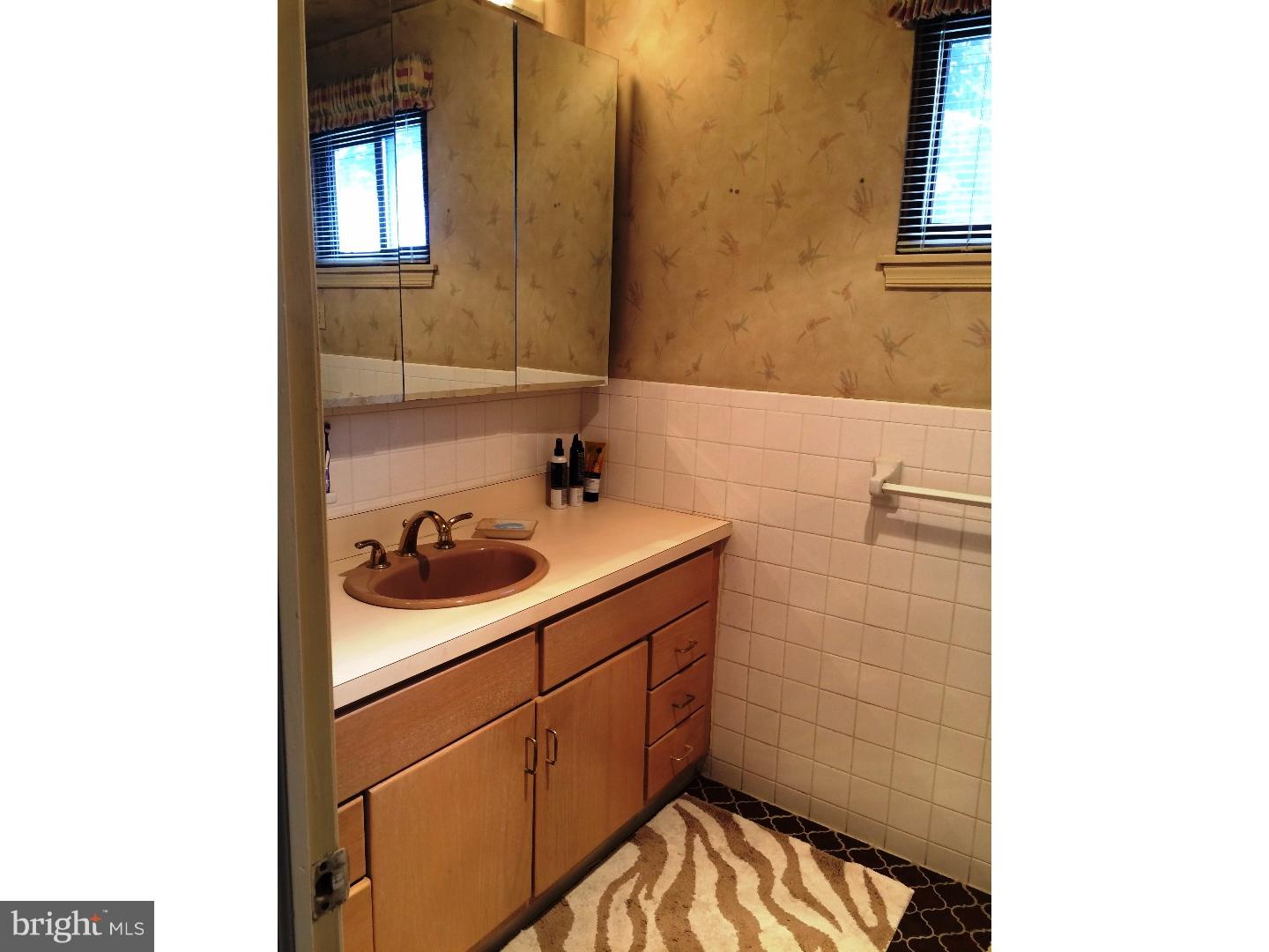 3631 Wheatsheaf Road Huntingdon Valley, PA 19006 - Photo 13 of 24 Master Bathroom