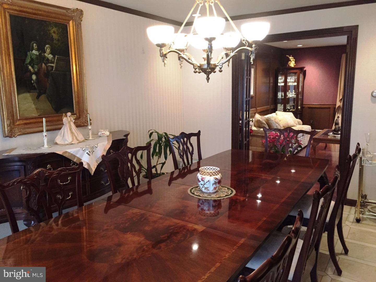 3631 Wheatsheaf Road Huntingdon Valley, PA 19006 - Photo 9 of 24 Dining Room