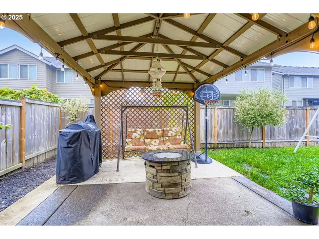 $589,900 | 4061 Southwest Rodlun Road, Gresham, OR 97080