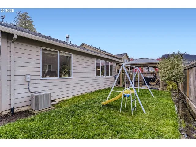 $589,900 | 4061 Southwest Rodlun Road, Gresham, OR 97080