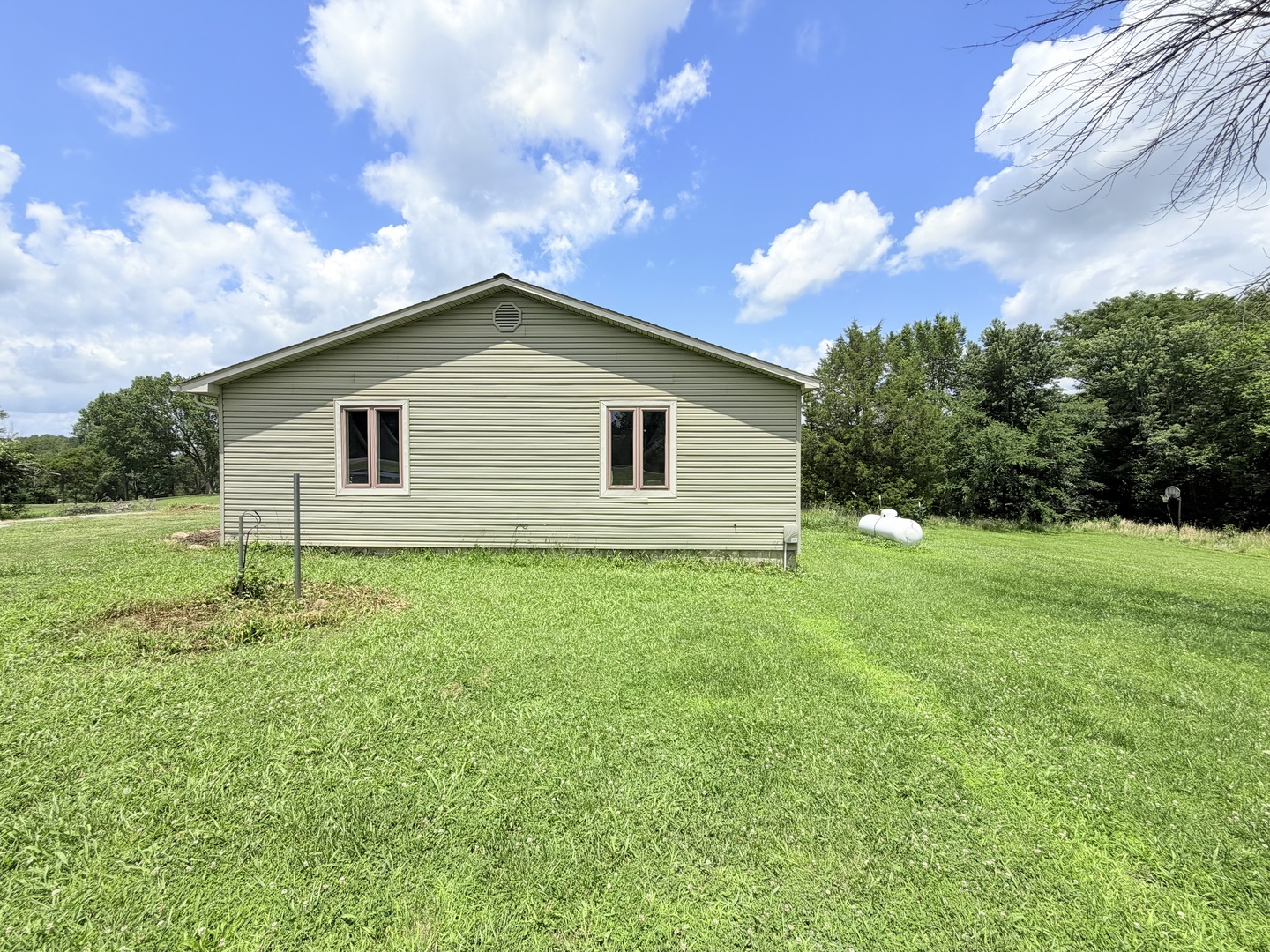 855 Beech Hollow Road Harrisburg, IL 62946 - Photo 7 of 28