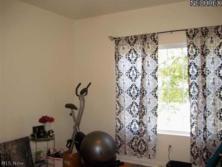 166 Wilcox Road Youngstown, OH 44515 - Photo 14 of 21 Gallery Image 14