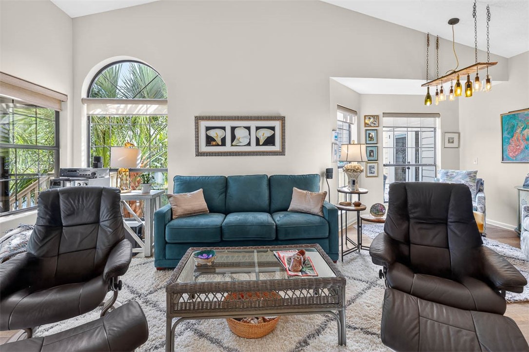 43 Bay Tree Court East St. Simons Island, GA 31522 - Photo 7 of 39