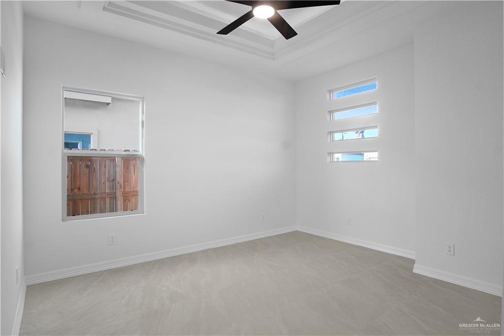 406 La Laguna Road Mission, TX 78572 - Photo 14 of 28