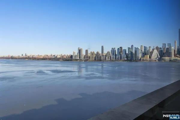 $948,000 | 1000 Ave At Port Imperial, Unit PH702, Weehawken, NJ 07086