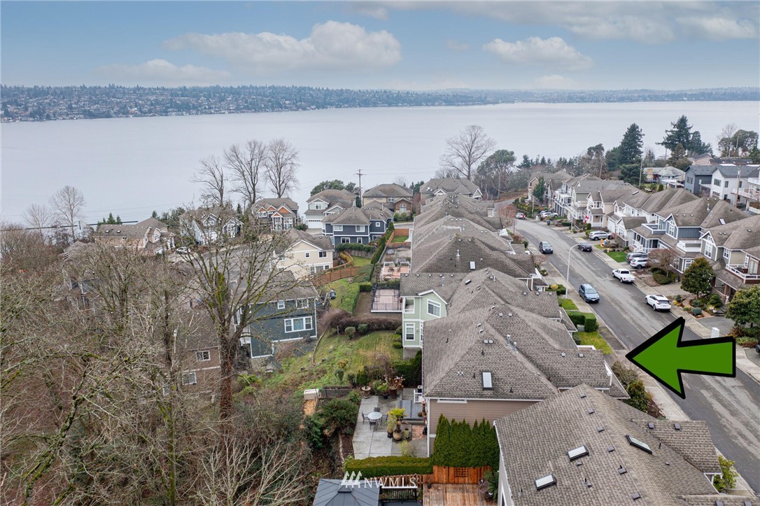 1101 North 27th Place Renton, WA 98056 - Photo 26 of 28 a view of a city