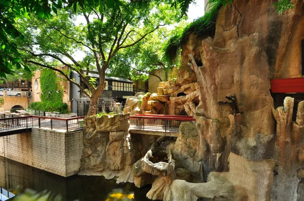 $2,300 | 507 Sabine Street, Unit 908, Austin, TX 78701