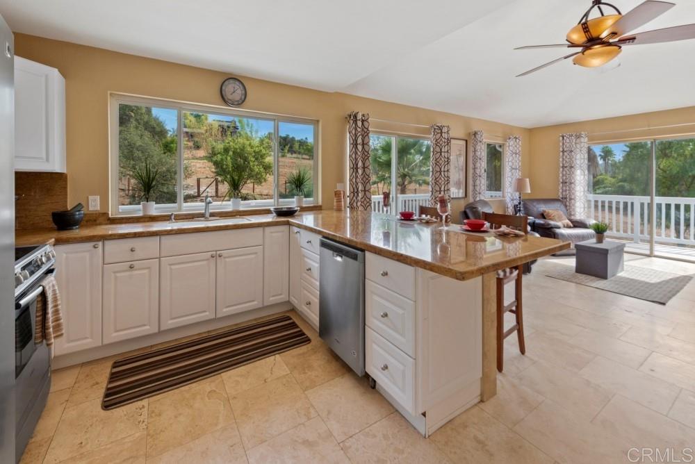30810 Ranch Creek Road Valley Center, CA 92082 - Photo 4 of 25