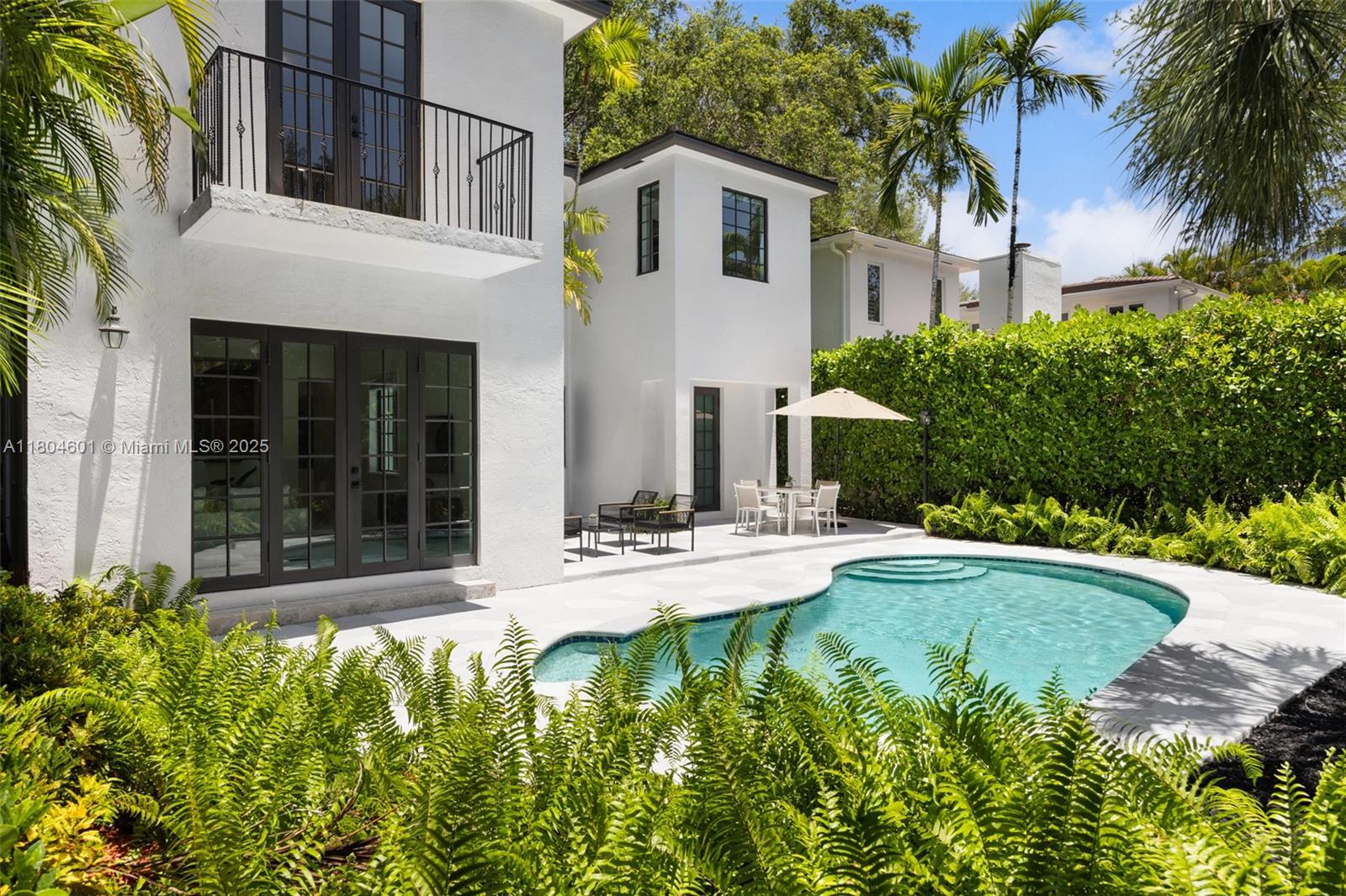 7250 Erwin Road Miami, FL 33143 - Photo 31 of 37