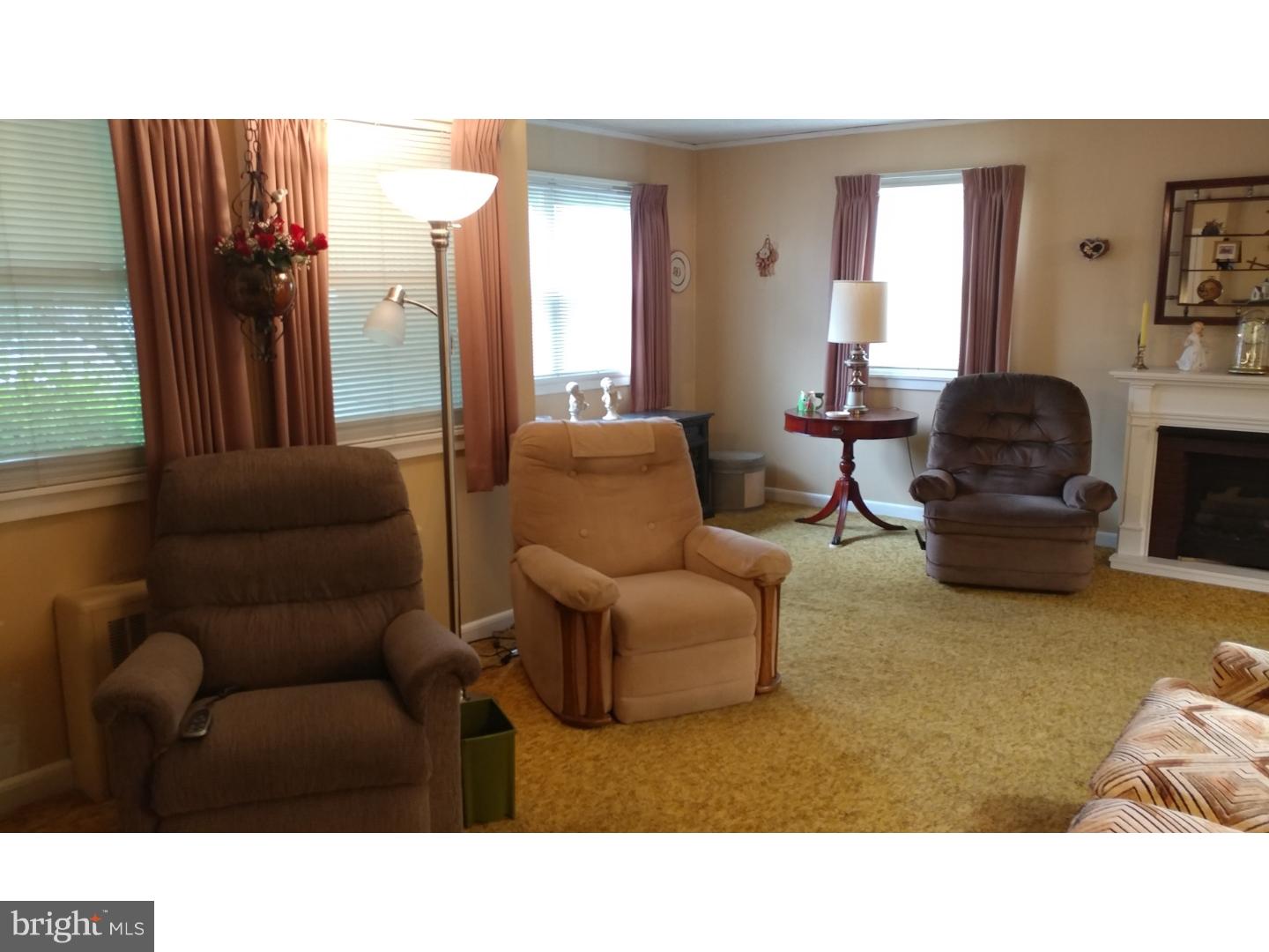 2182 Durham Road Langhorne, PA 19047 - Photo 5 of 23 Gallery Image 5