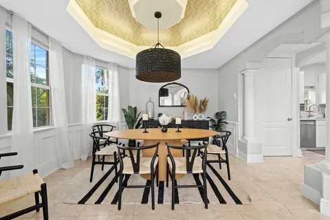$1,645,000 | 919 Hollywood Boulevard, Hollywood, FL 33019