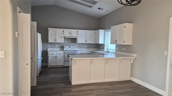 $2,800 | 5271 Deanna Street, Pahrump, NV 89048