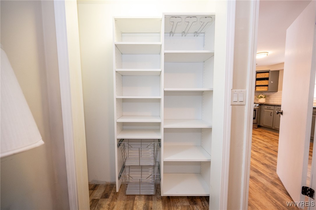 5491 Ellicott Road Orchard Park, NY 14127 - Photo 17 of 34