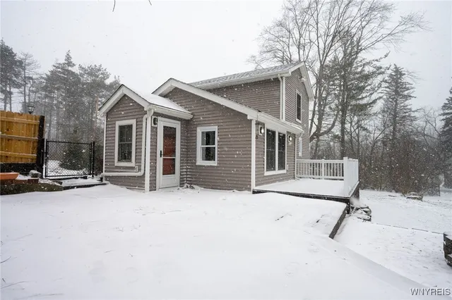 $285,000 | 5491 Ellicott Road, Orchard Park, NY 14127