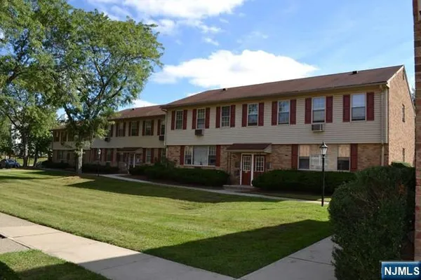 $2,100 | 71 C Hawthorne Avenue, Unit C), Park Ridge, NJ 07656