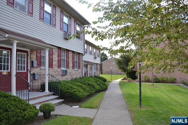 71 C Hawthorne Avenue, Unit C) Park Ridge, NJ 07656 - Photo 6 of 26