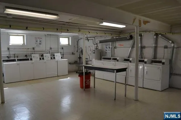 $2,100 | 71 C Hawthorne Avenue, Unit C), Park Ridge, NJ 07656