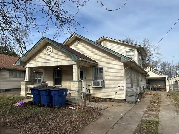 $95,000 | 1012 West 4th Street, Coffeyville, KS 67337
