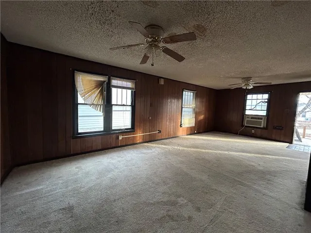 $100,000 | 1012 West 4th Street, Coffeyville, KS 67337