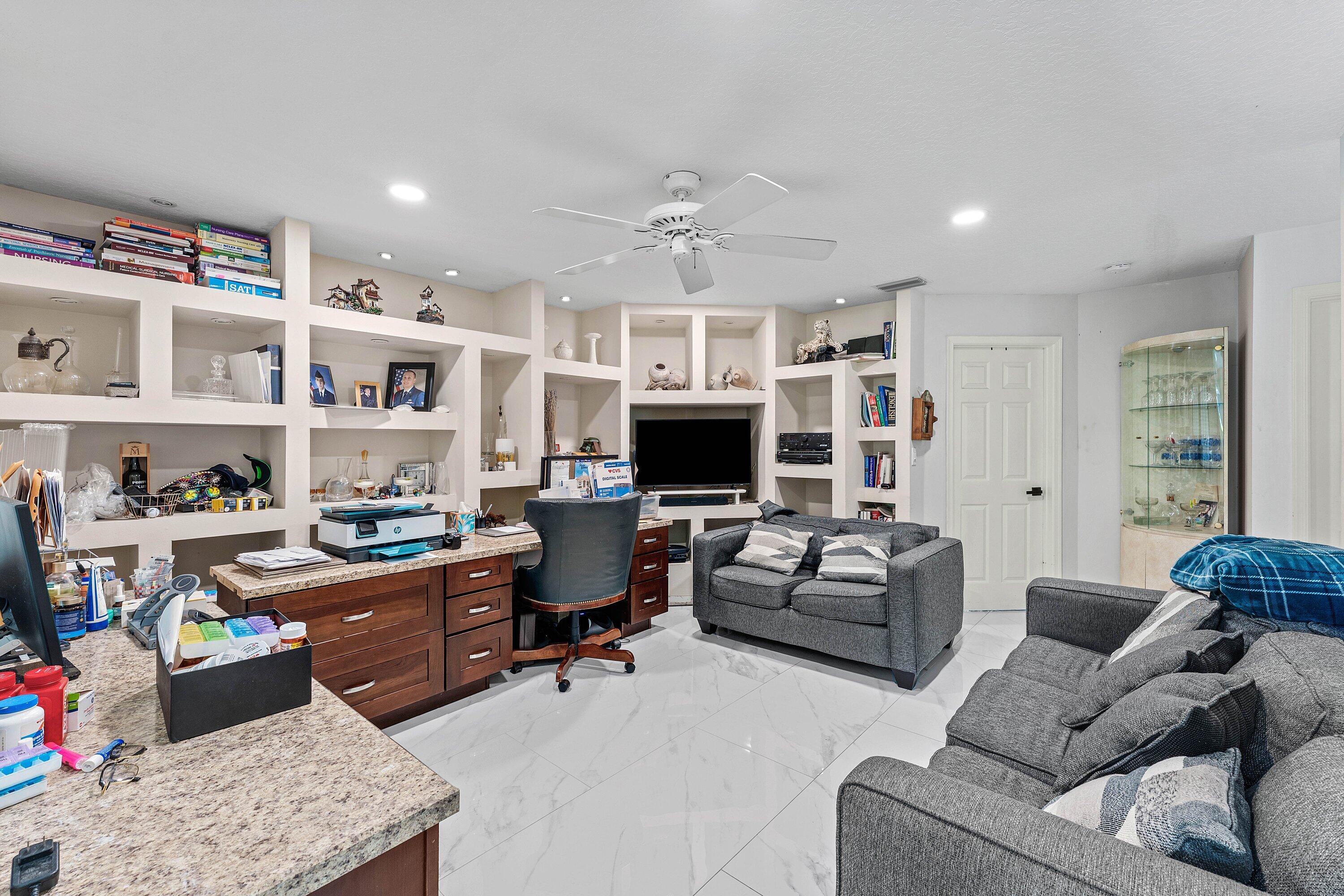 2350 Northwest 5th Avenue Boca Raton, FL 33431 - Photo 17 of 34 015-2350Northwest5thAvenue-BocaRaton-FL-