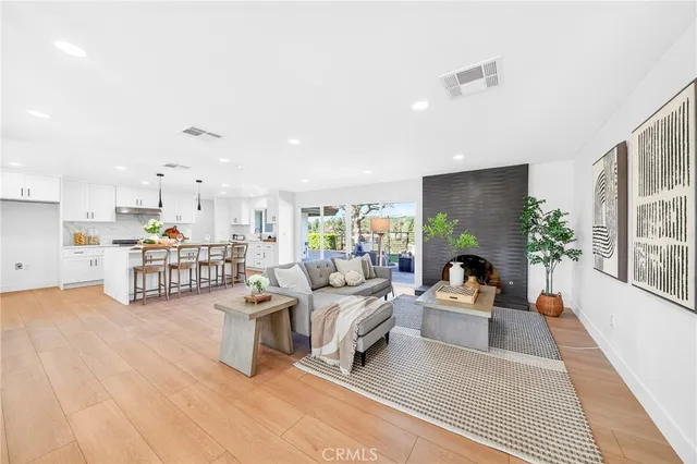 $2,190,000 | 930 Rancho Circle, Fullerton, CA 92835