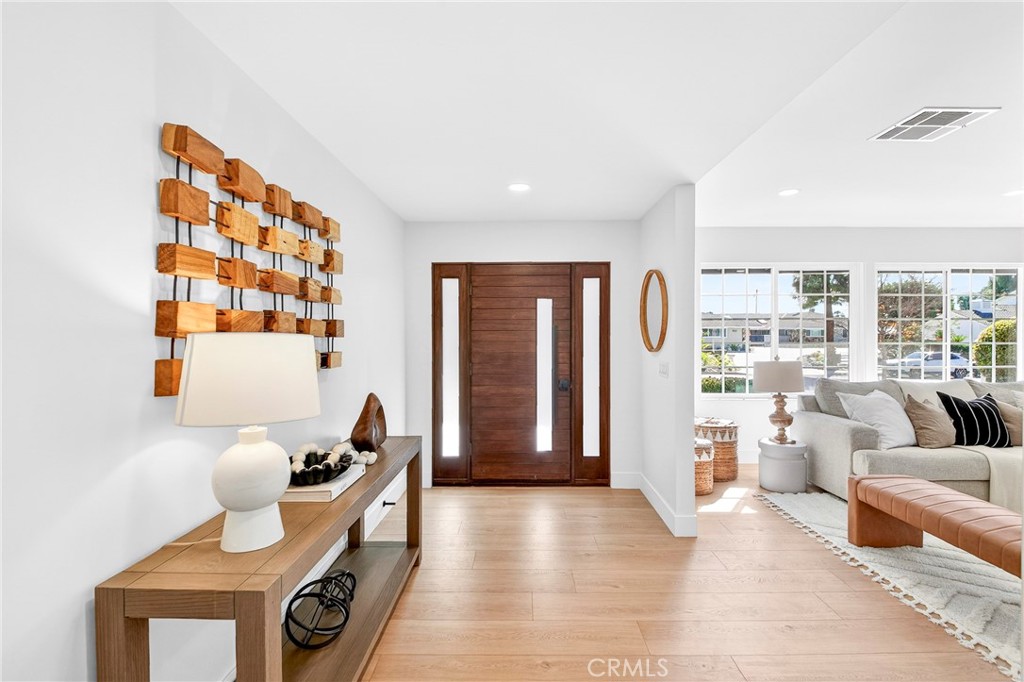 930 Rancho Circle Fullerton, CA 92835 - Photo 7 of 57 a living room with furniture and a window