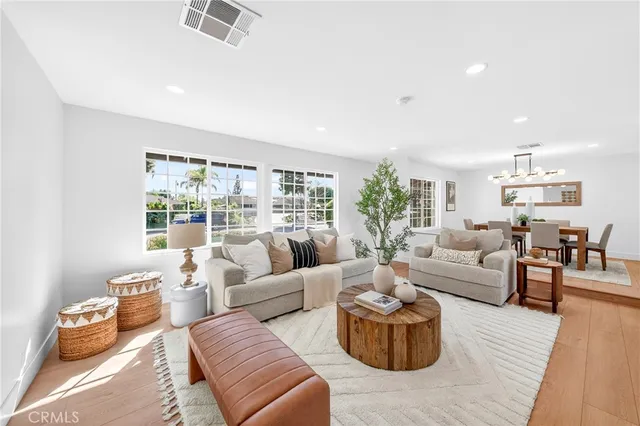 $2,190,000 | 930 Rancho Circle, Fullerton, CA 92835