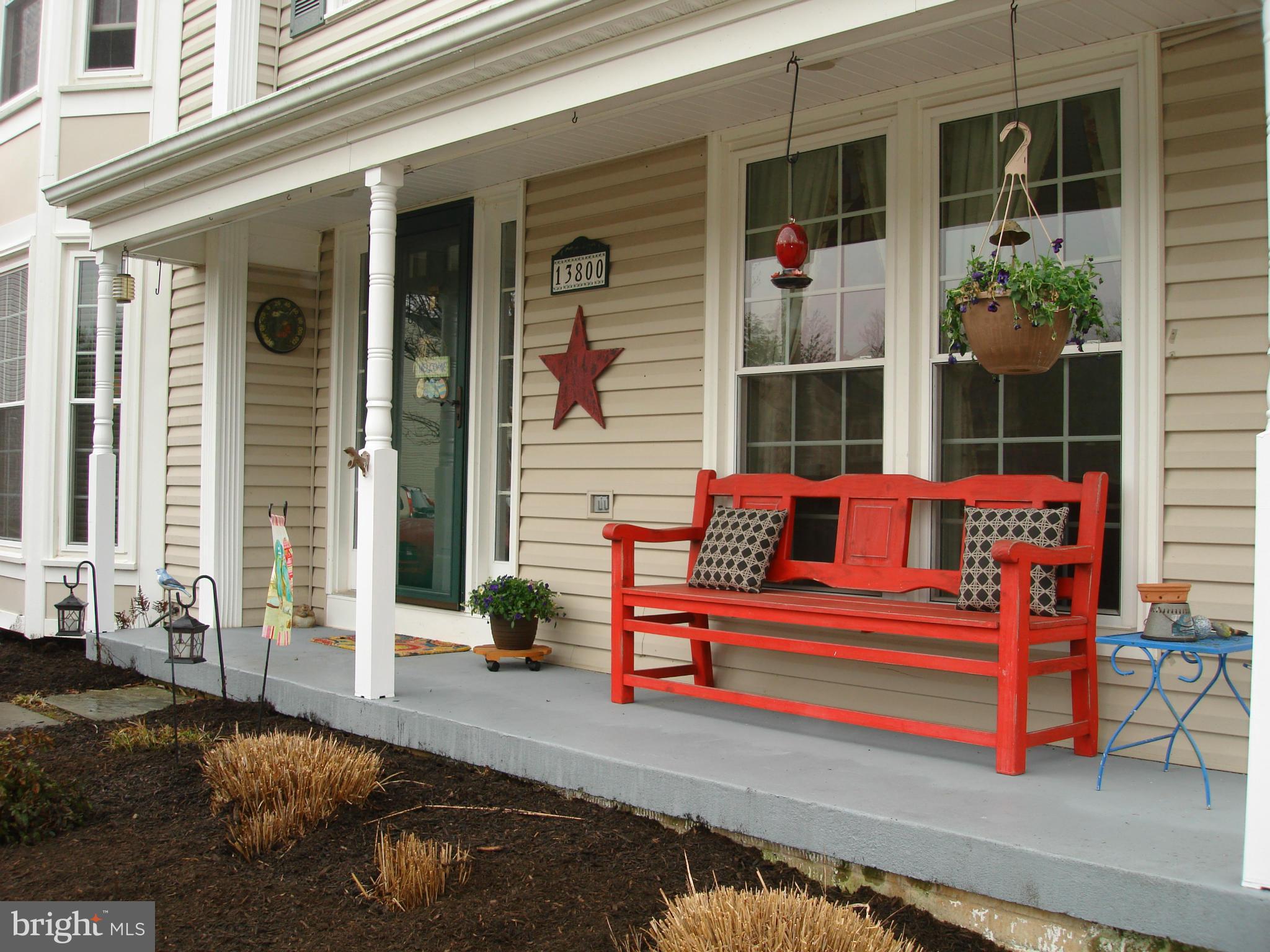 13800 Turtle Court Gainesville, VA 20155 - Photo 2 of 28 Exterior (Front)