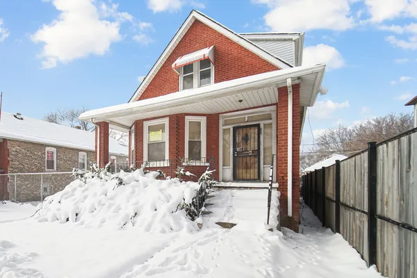 $115,000 | 8626 South Kingston Avenue, Chicago, IL 60617