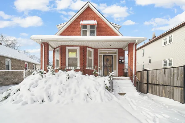$115,000 | 8626 South Kingston Avenue, Chicago, IL 60617