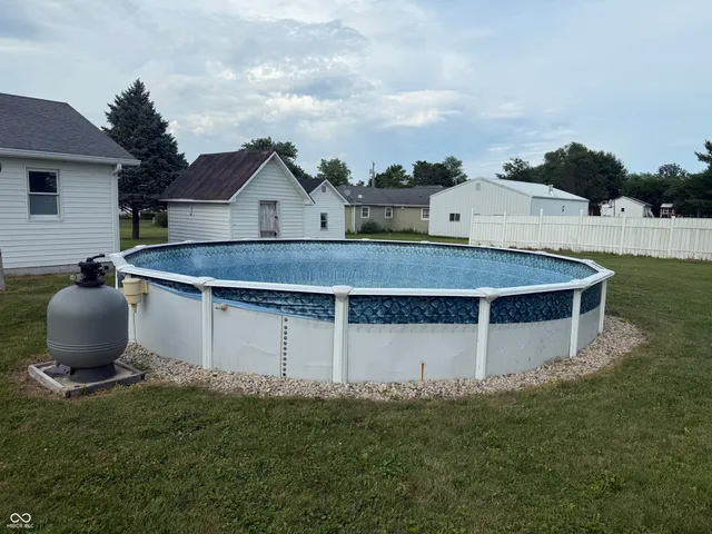 $270,000 | 6095 West 1900 North, Elwood, IN 46036