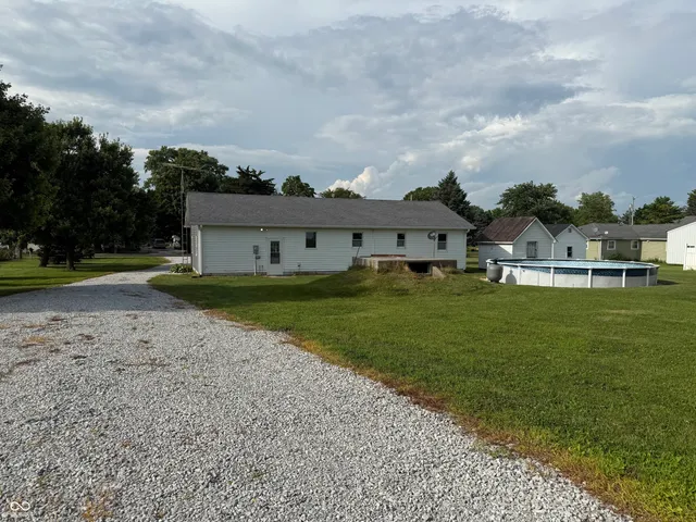 $270,000 | 6095 West 1900 North, Elwood, IN 46036