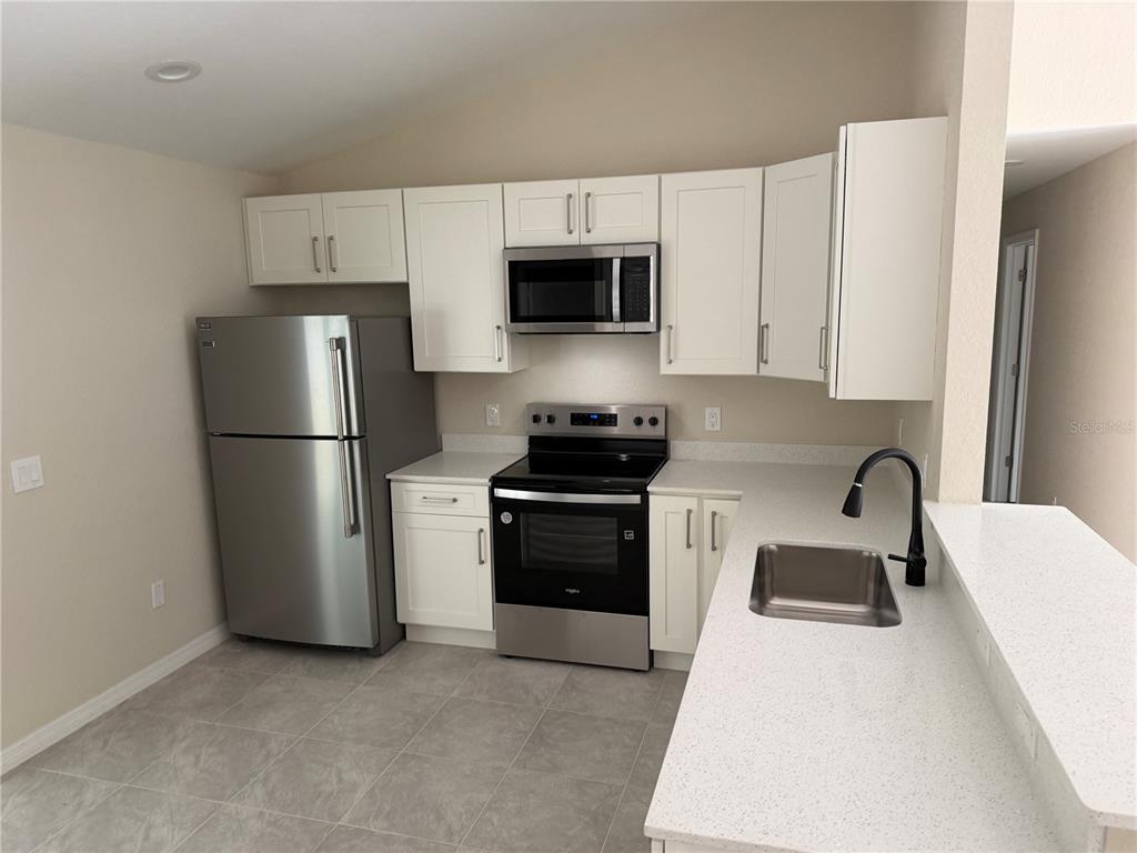 5562 Southwest 206th Avenue Dunnellon, FL 34431 - Photo 2 of 14